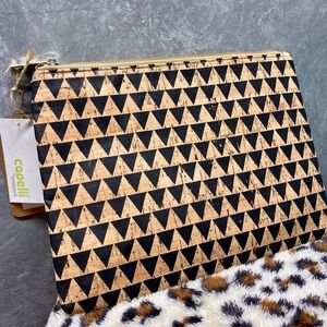 Capelli of New York Cork Clutch with Black Triangles NWT Zip Pouch